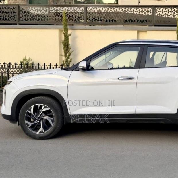 Hyundai Creta 2022 White