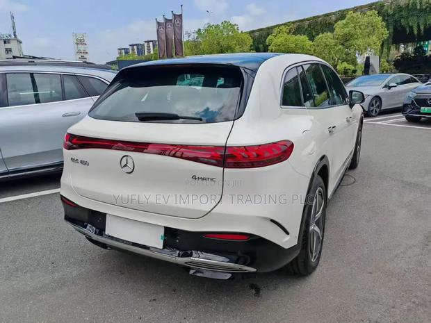 Mercedes-Benz EQS 2025 White
