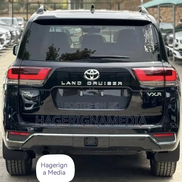 New Toyota Land Cruiser 2023 Black