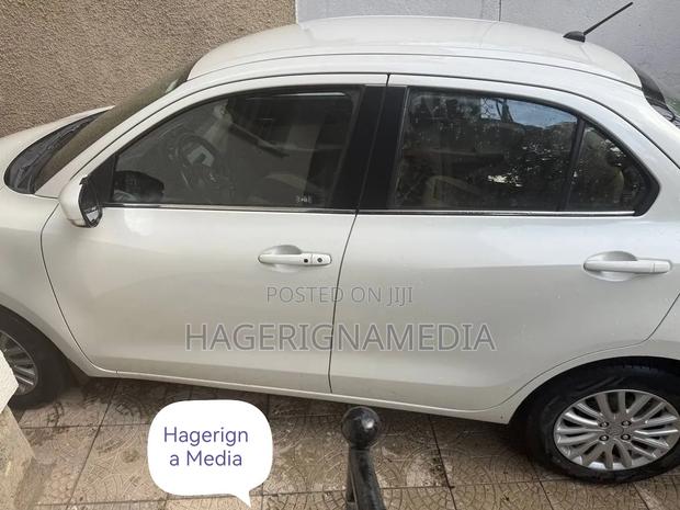 Suzuki Dzire 2022 White