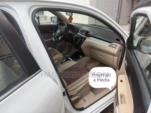 Suzuki Dzire 2022 White