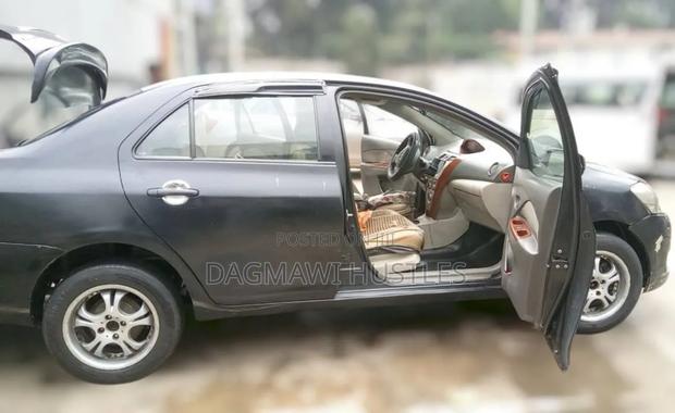 Toyota Yaris 2008 Black