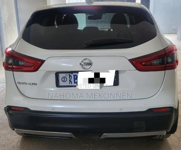 Nissan Qashqai 2017 White