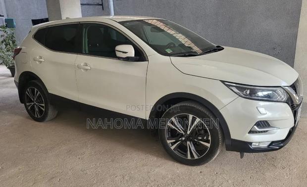 Nissan Qashqai 2017 White