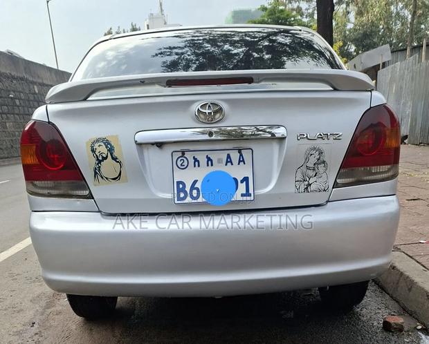 Toyota Platz 2005 Silver