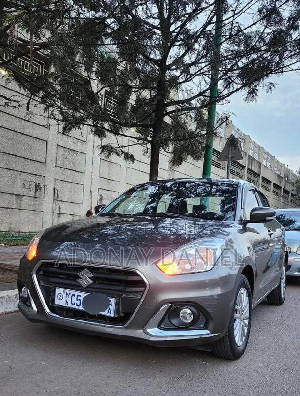 Suzuki Dzire 2023 Silver
