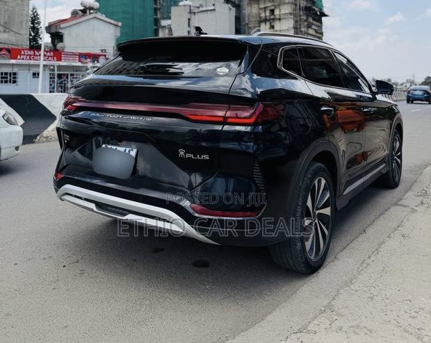 BYD Song Plus 2025 Black