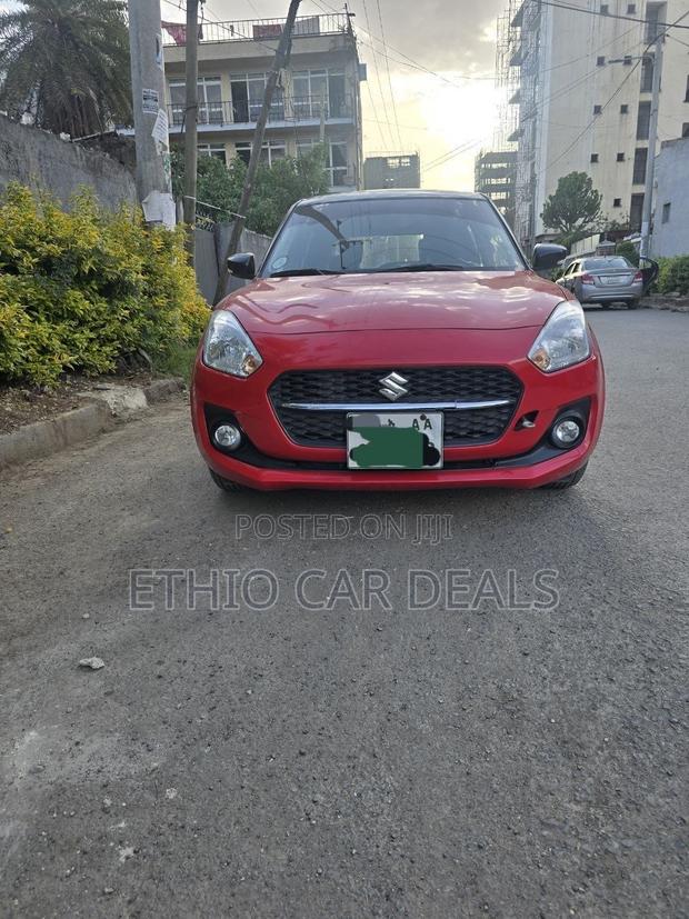 Suzuki Swift 2022 Red