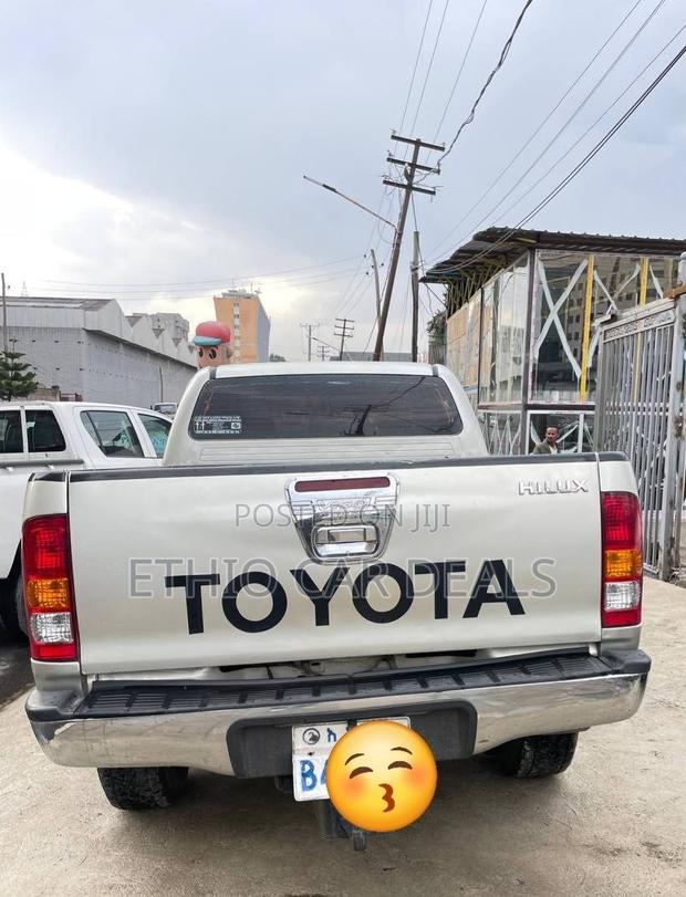 Toyota Hilux 2007 Silver