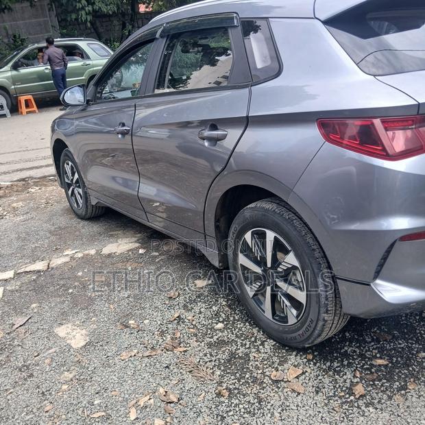 BYD E2 43 kWh 94 hp FWD 2025 Gray