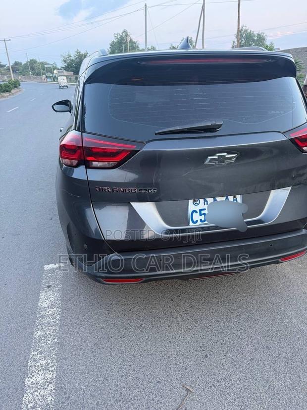 Chevrolet Orlando 2024 Black
