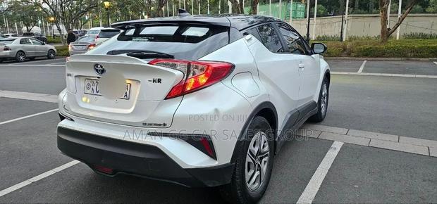 Toyota C-HR 2022 White