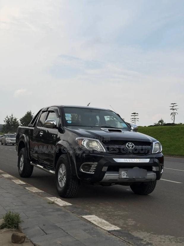 Toyota Hilux 2007 Black