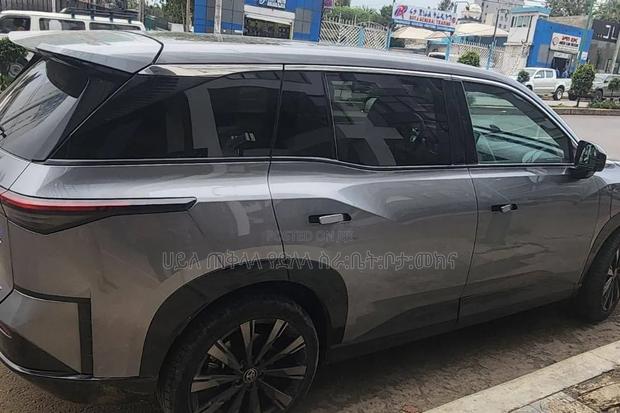 Toyota bZ3 2025 Gray