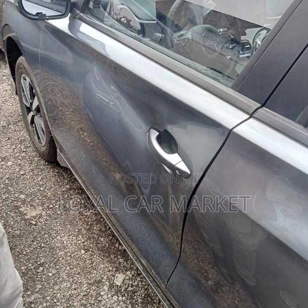 BYD E2 43 kWh 94 hp FWD 2024 Gray