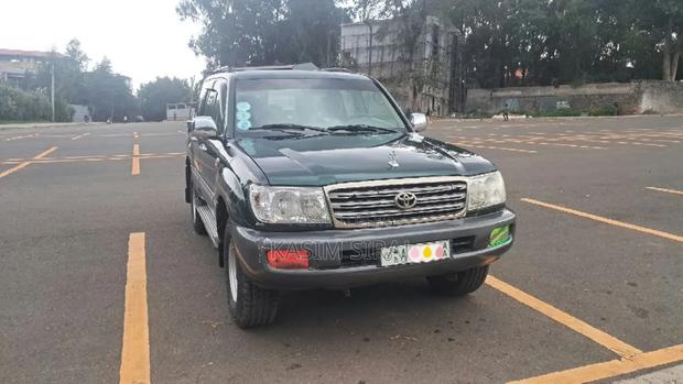 Toyota Land Cruiser 2005 Blue