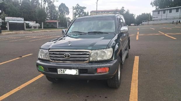 Toyota Land Cruiser 2005 Blue