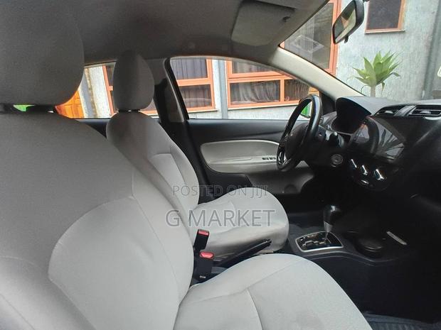 Mitsubishi Attrage 2021 Gray