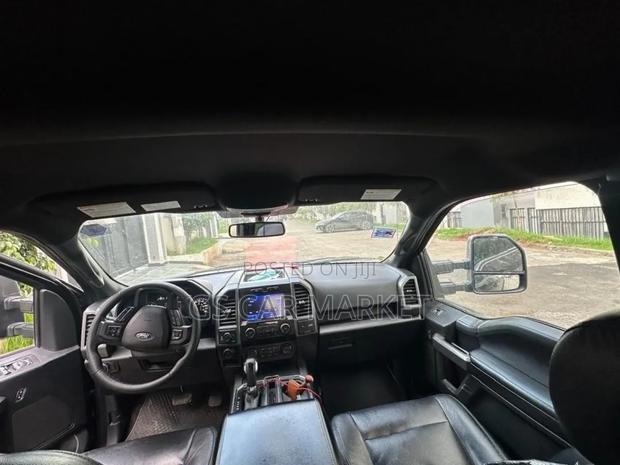 Ford F-150 2021 Black