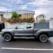 Toyota Tacoma 2012 Black for sale
