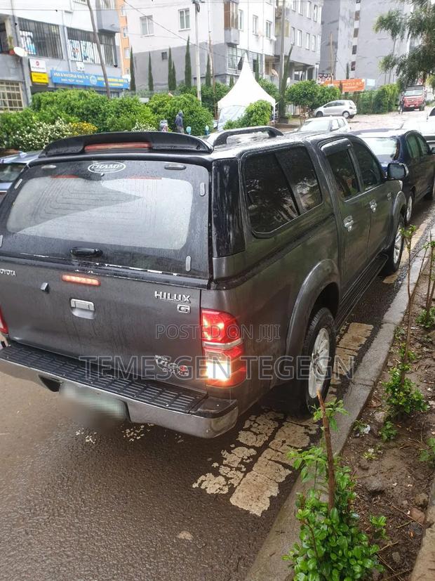 Toyota Hilux 2014