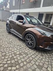 Toyota C-HR XLE FWD Sport Utility (2.0L 4cyl 2AM) 2018 Gray for sale