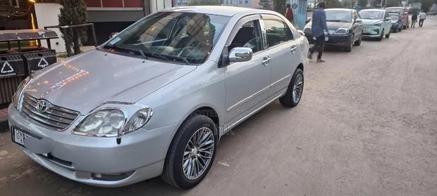 Toyota Corolla 2004 Silver