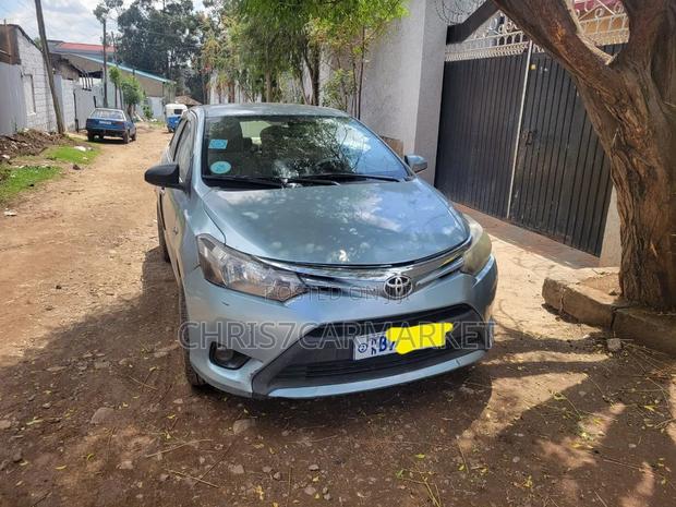 Toyota Yaris 2014 Blue