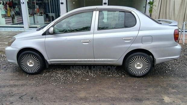 Toyota Platz 2025 Silver