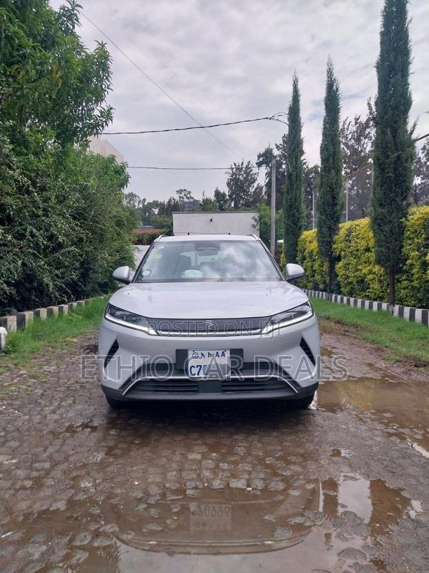 BYD Yuan Up 2025 Ivory