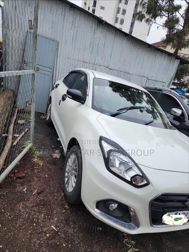 Suzuki Dzire 2023 White