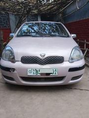 Toyota Vitz 2004 Gold for sale