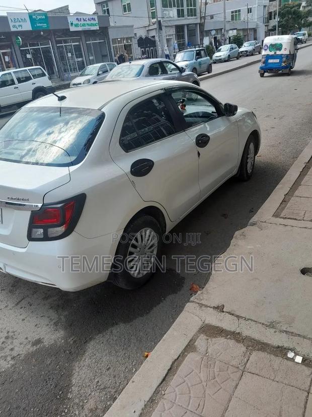 New Suzuki Dzire 2023 White