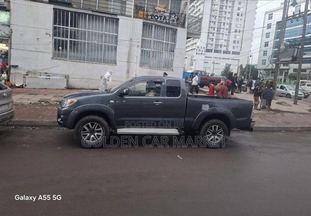 Toyota Hilux 2008 Black