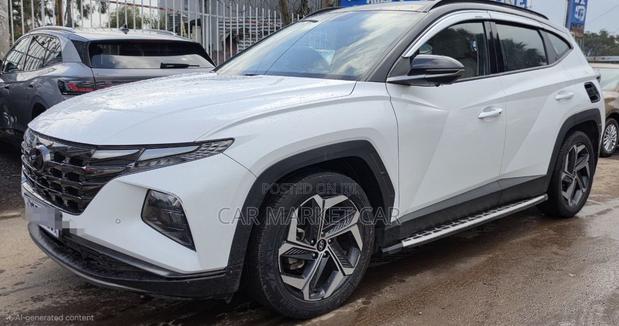 Hyundai Tucson SE 2022 White