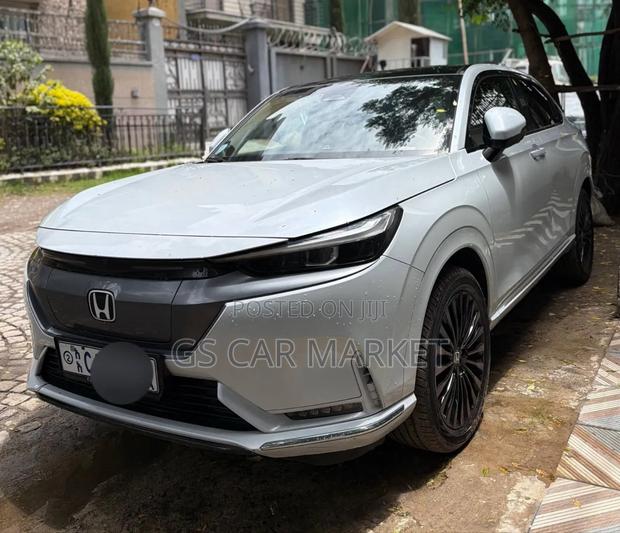 Honda e:NS1 68.8 kWh FWD 2023 Ivory