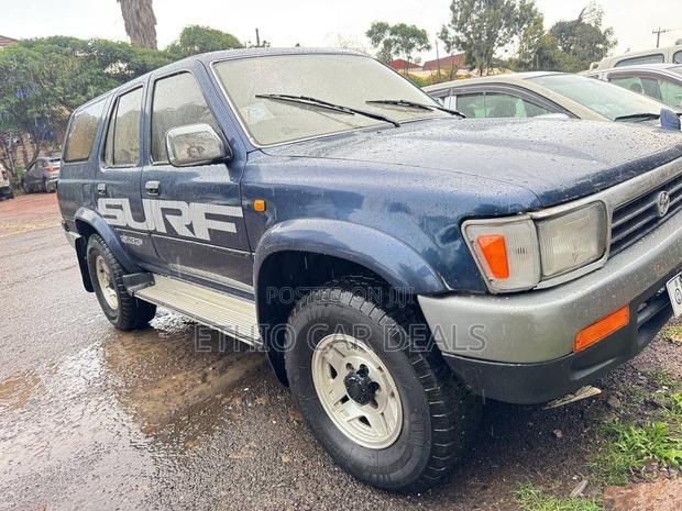 Toyota Hilux Surf 1992 Blue