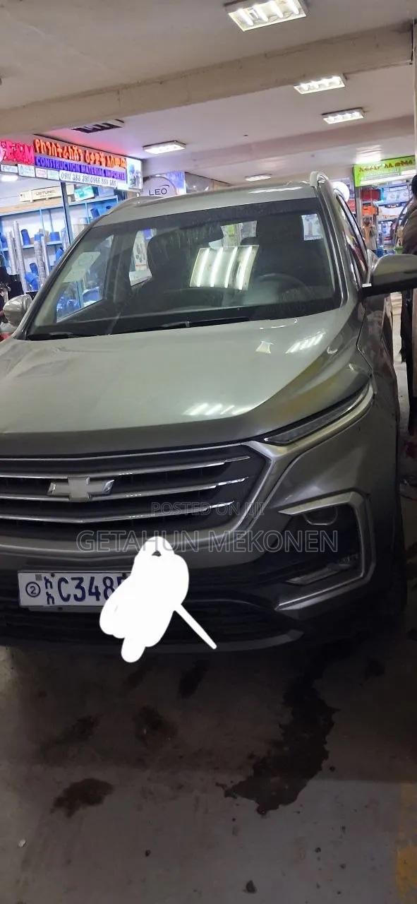 Chevrolet Captiva 2022 Gray