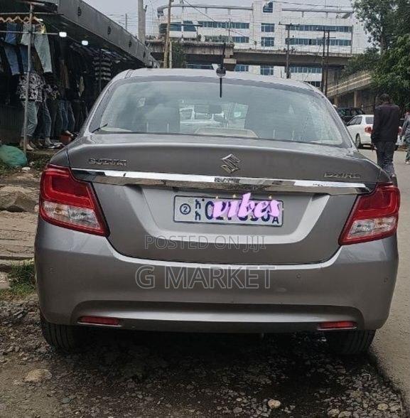 Suzuki Dzire 2022 Silver