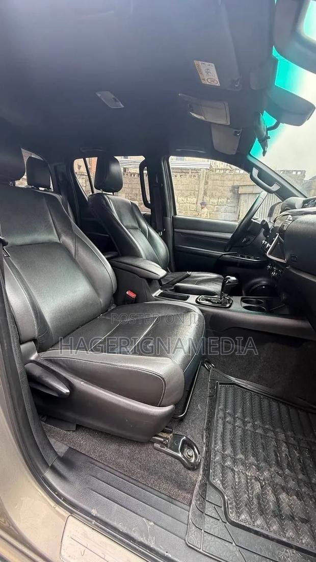 Hyundai Creta 2023 Silver