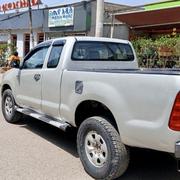 Toyota Hilux 2006 Silver for sale