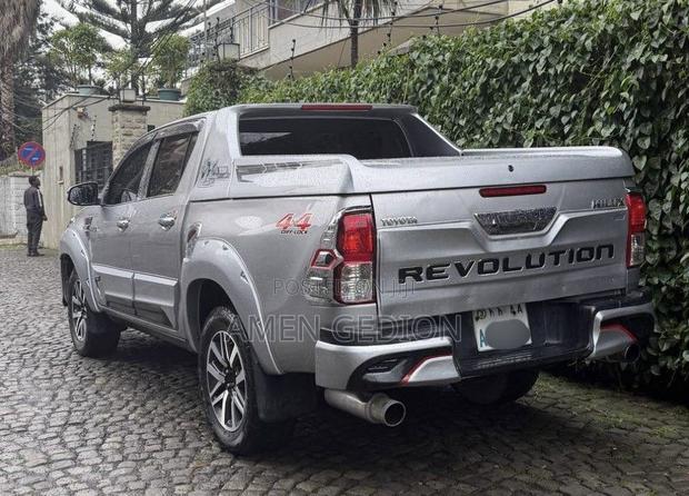 Toyota Hilux 2017 Silver