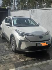 Toyota C-HR 2023 White for sale