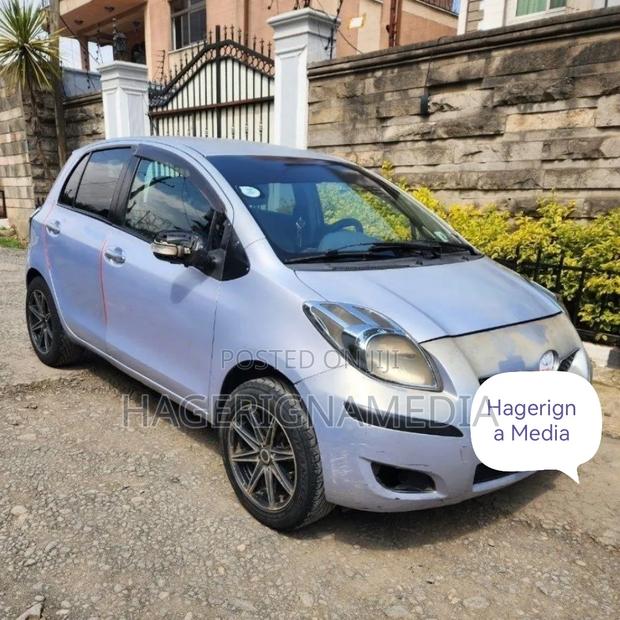 Toyota Yaris 2008 Blue