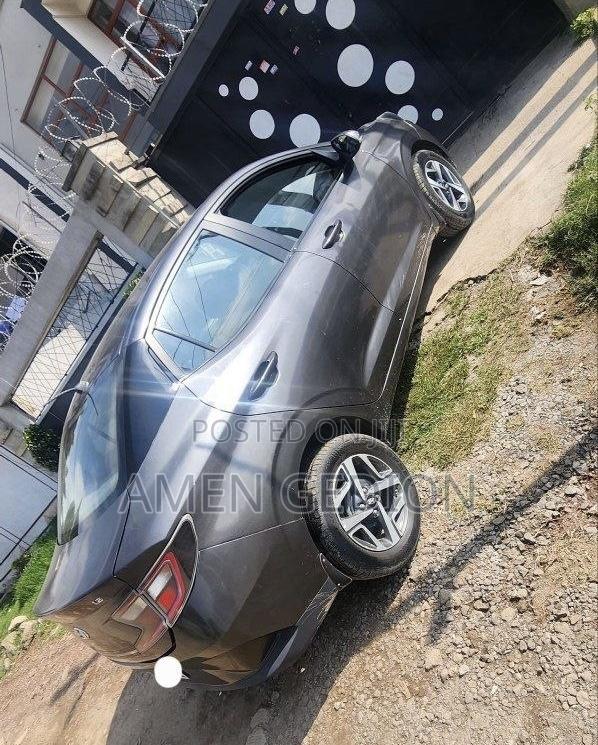 Hyundai I10 2022 Gray