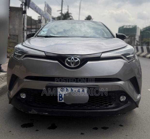 Toyota C-HR 2020 Silver