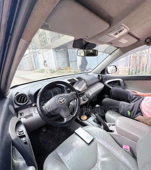Toyota RAV4 2009 Black