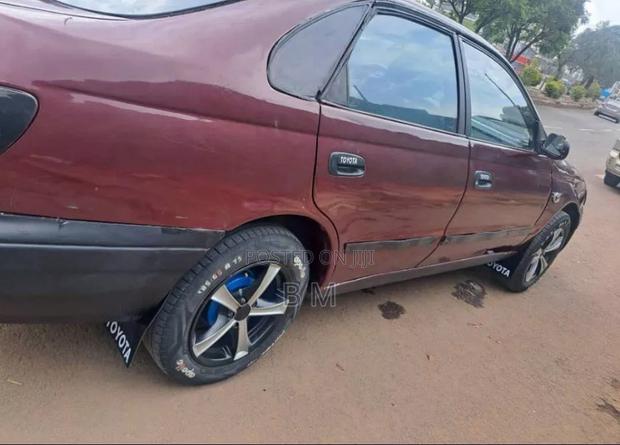 Toyota Carina E 1995 Burgundy