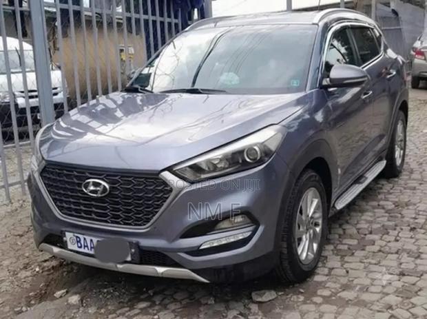 Hyundai Tucson 2016 Gray