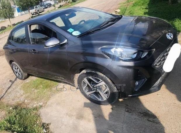 Hyundai I10 2021 Gray